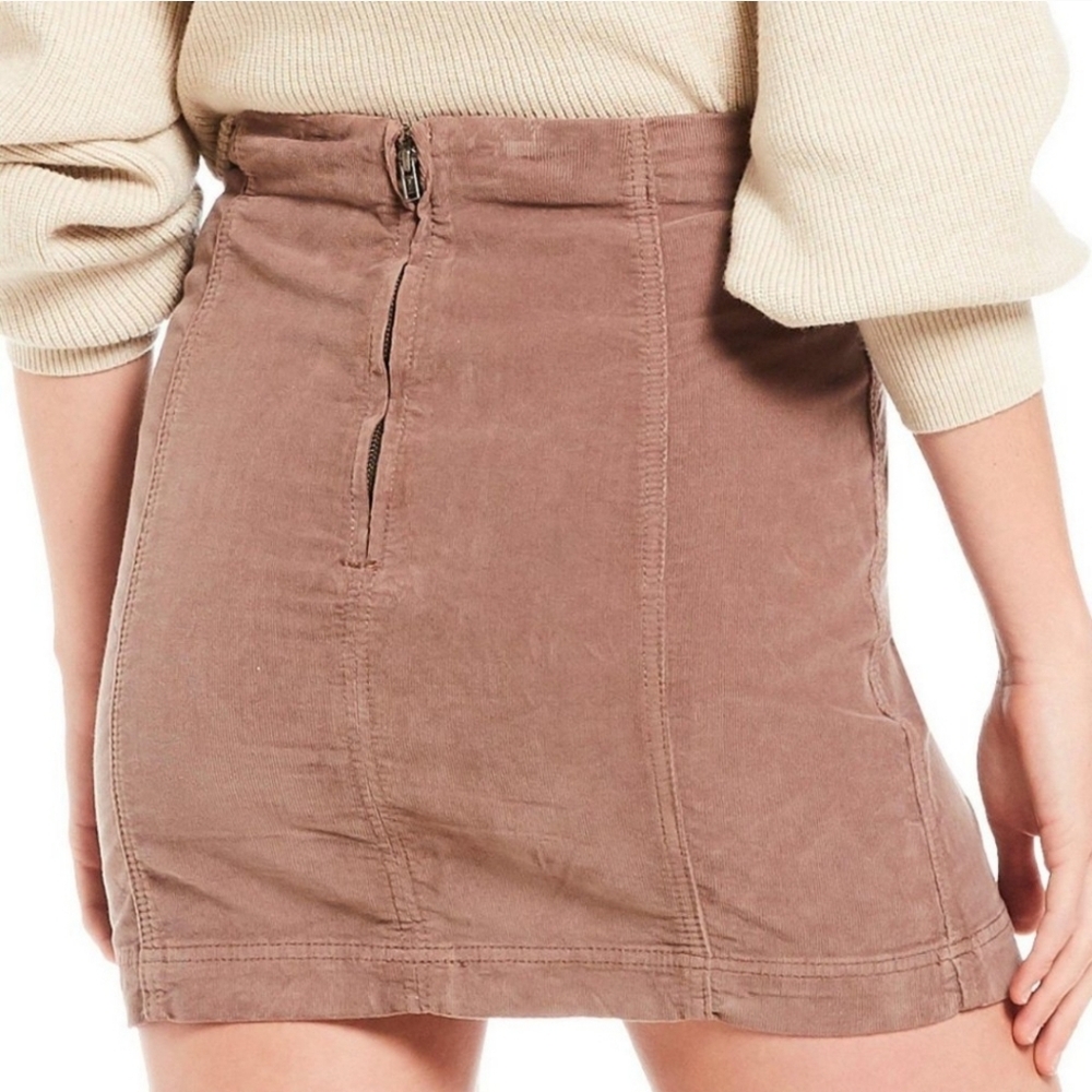 💗Free People Modern Femme Mauve Corduroy Mini Skirt Size 10 - Picture 4 of 11